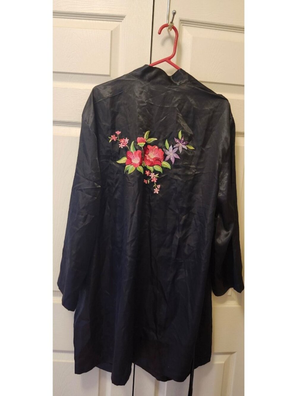 New Women Carole Little Intimates Embroidered Floral Silky Tie Bathrobe Size XL